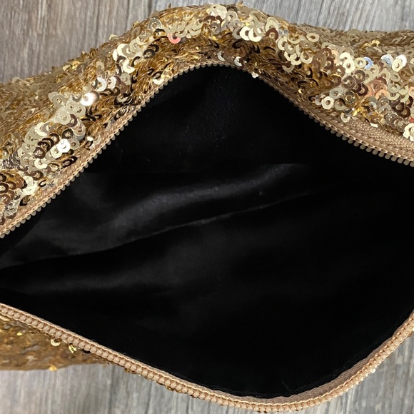 Victoria\'s Secret Sparkling Gold Clutch